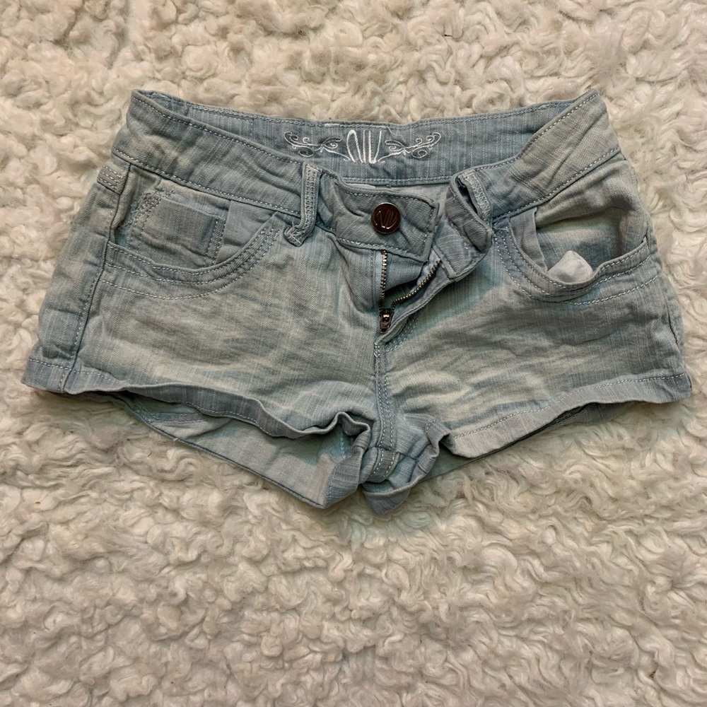 NV shorts